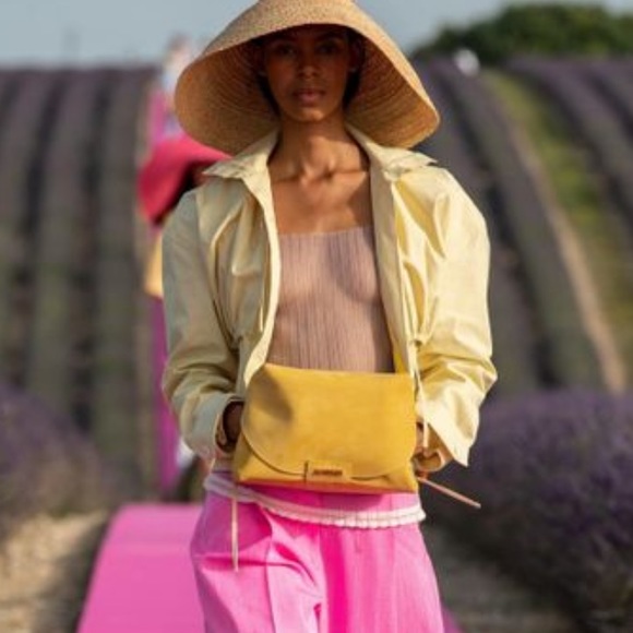 Jacquemus mimosa hooded jacket coup de soleil - Picture 12 of 13